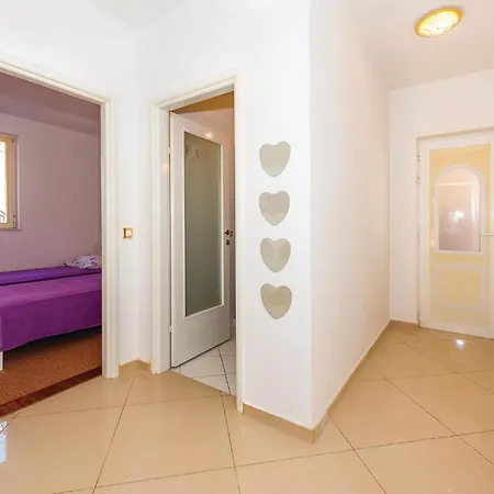 Three-bedroom In * Rogoznica (Sibenik-Knin)