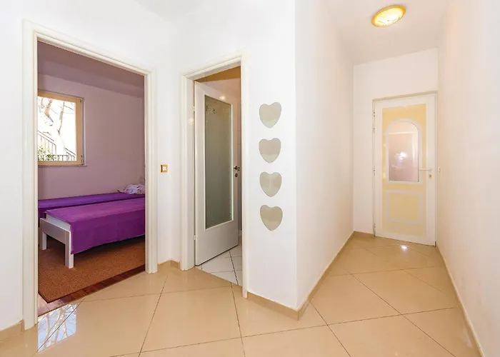 Three-bedroom In * Rogoznica (Sibenik-Knin)