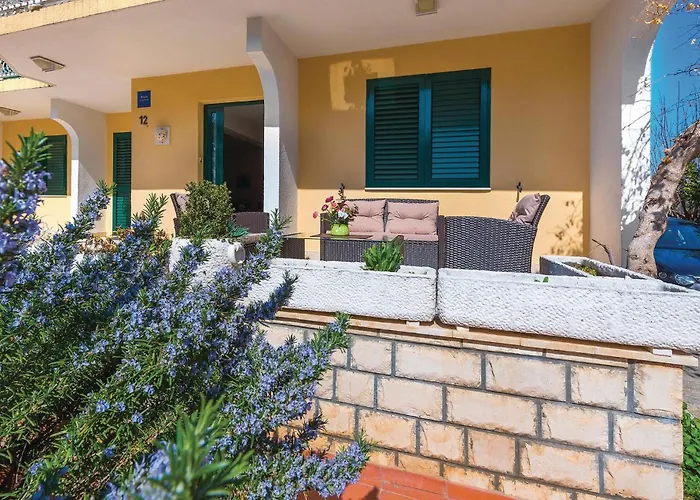 Daire Three-bedroom In *