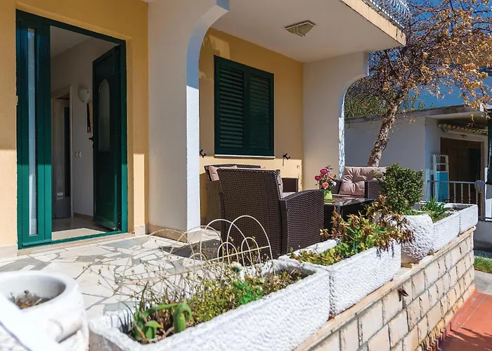 Three-bedroom In Daire *